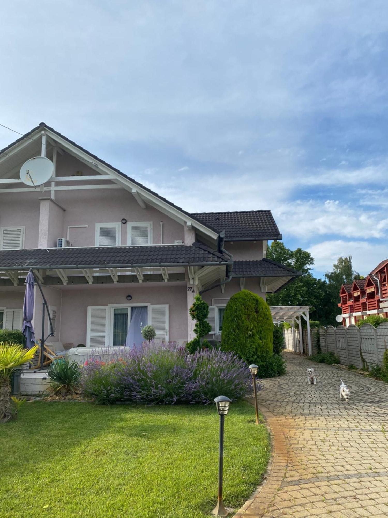 Villa Scamard Zamárdi Exterior foto